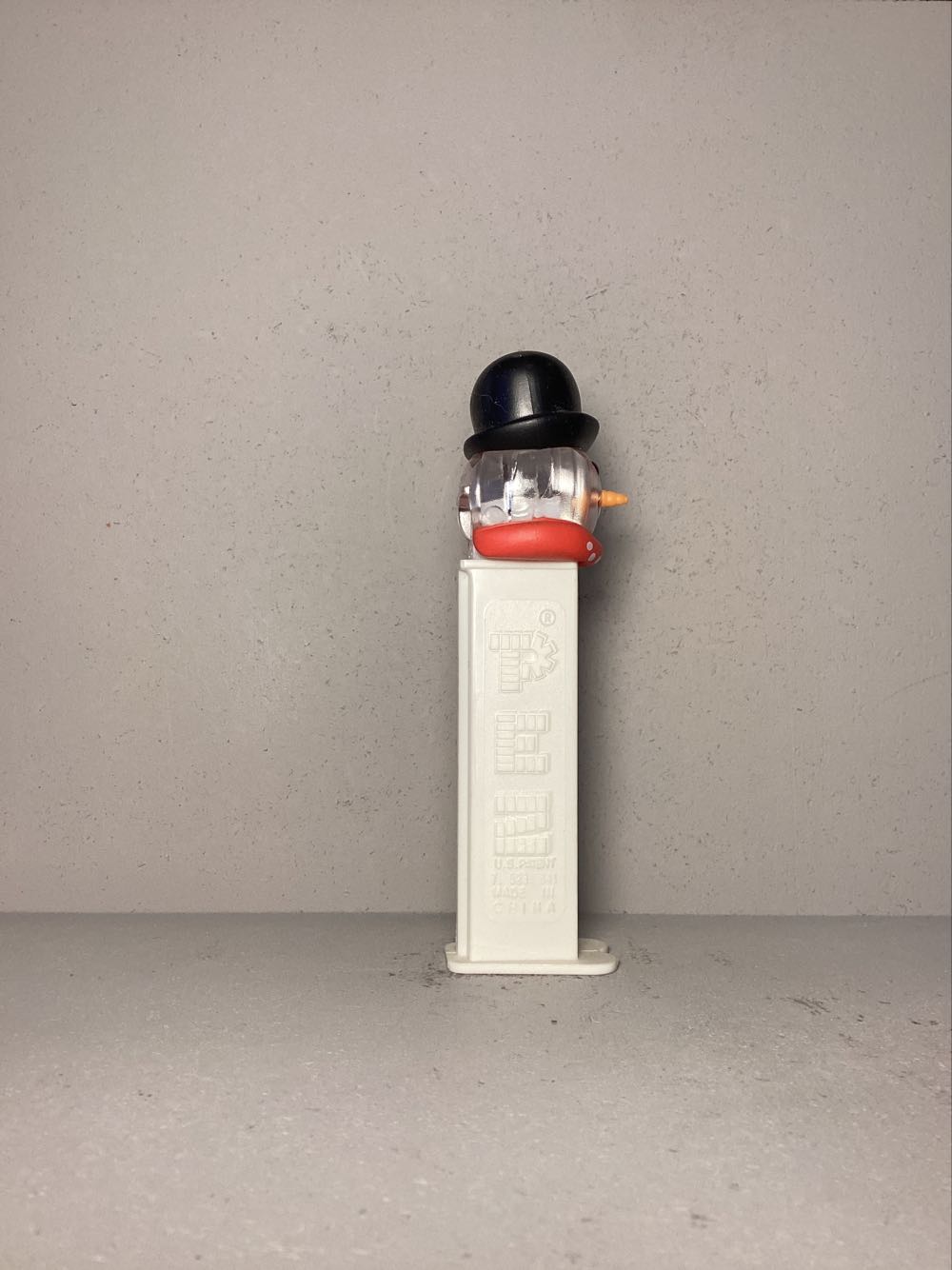 Christmas- Snowman D - Holiday pez collectible - Main Image 2
