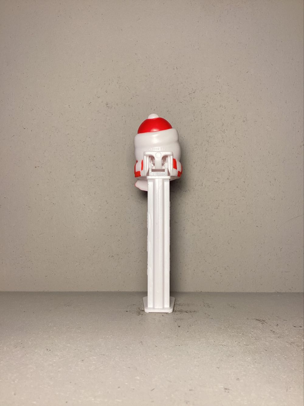 Christmas - Snowman E - Holiday pez collectible - Main Image 3