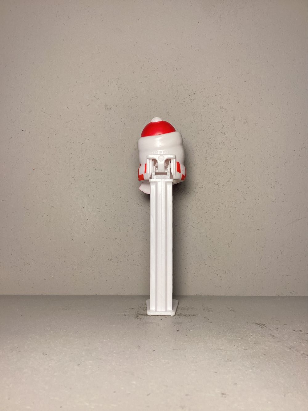 Christmas - Snowman E - Holiday pez collectible - Main Image 3