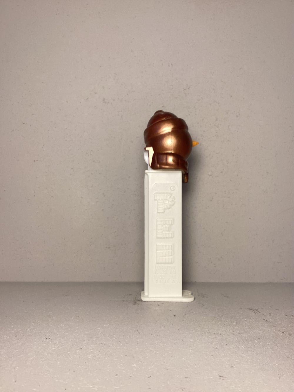 Christmas - Snowman E - Holiday pez collectible - Main Image 2