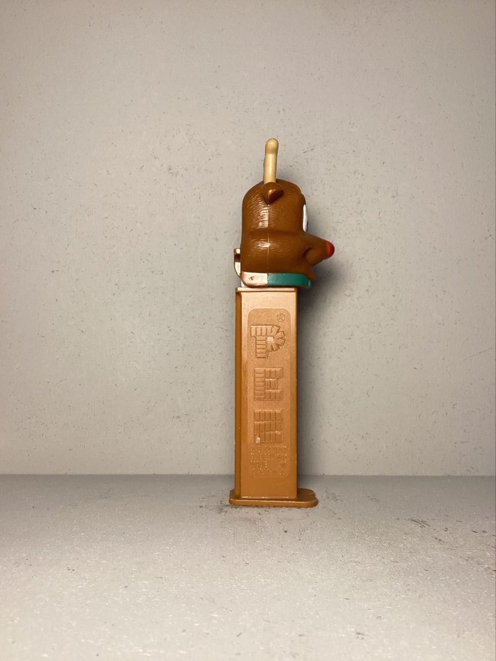 Christmas- Reindeer B - Holiday pez collectible - Main Image 2