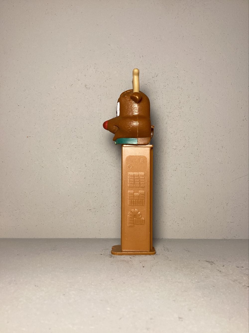 Christmas- Reindeer B - Holiday pez collectible - Main Image 4