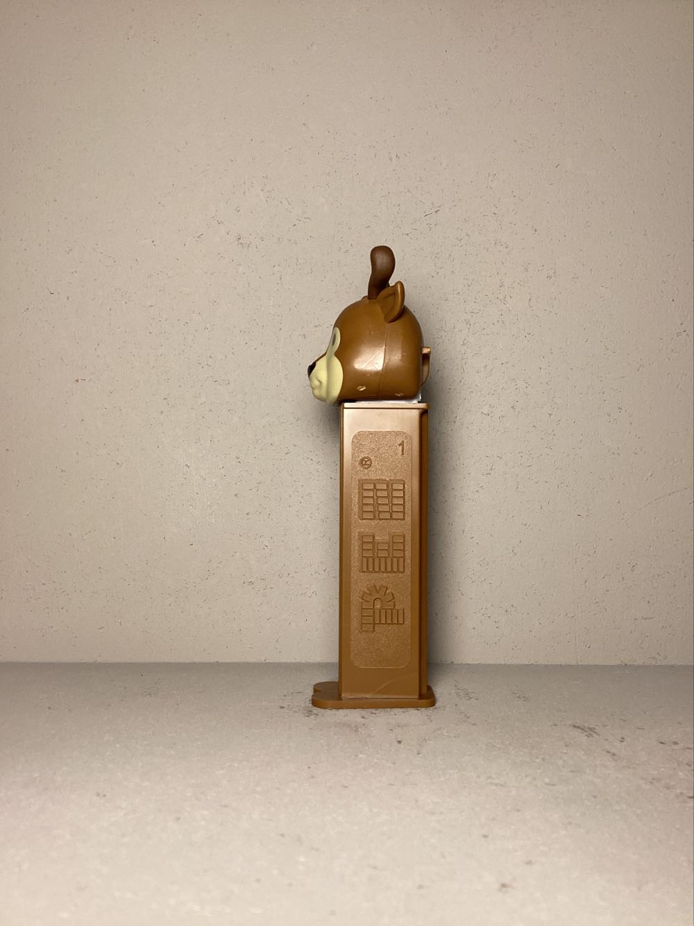 Christmas- Reindeer D - Holiday pez collectible - Main Image 4