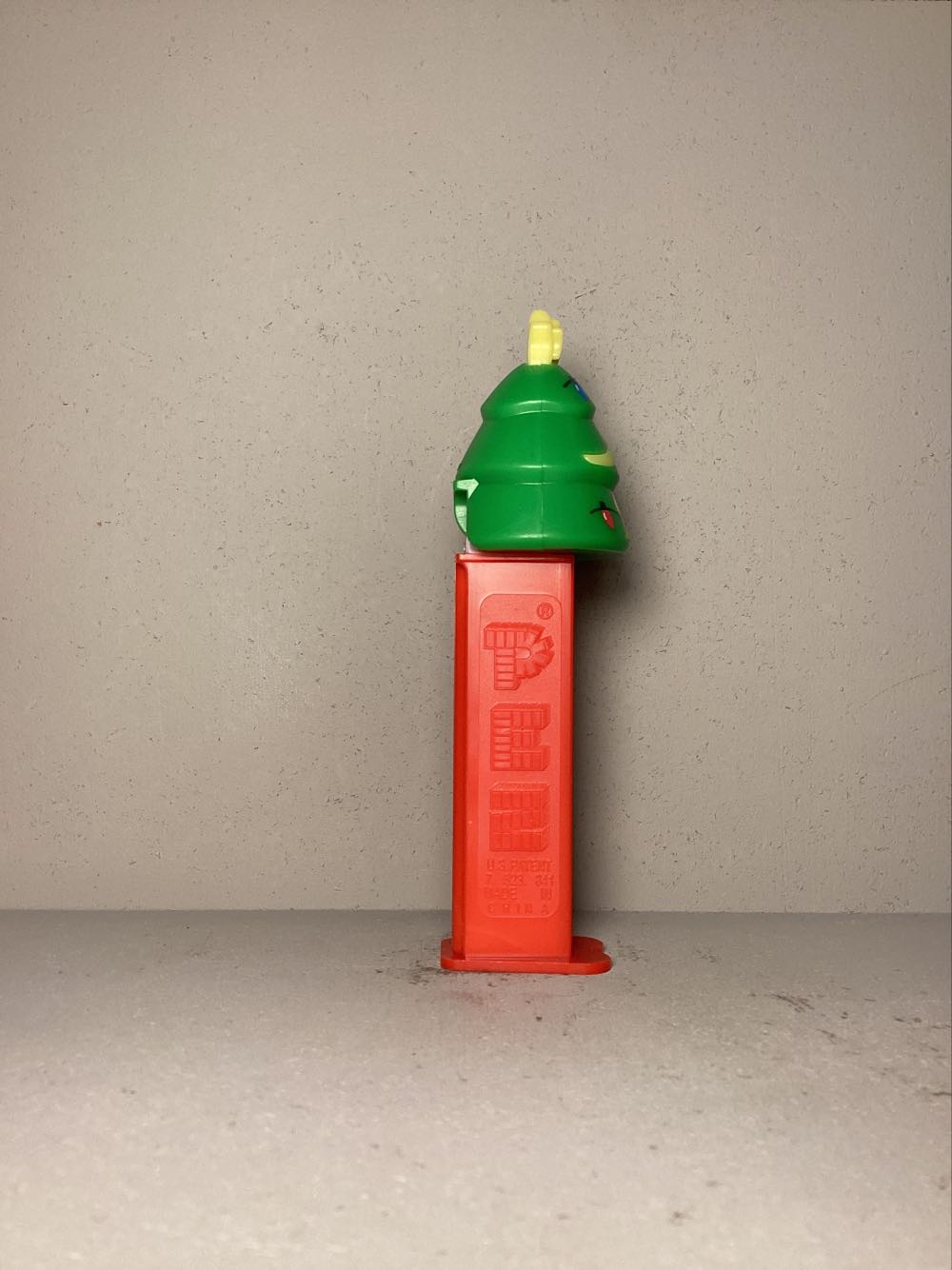 Christmas- Christmas Tree - Holiday pez collectible - Main Image 2