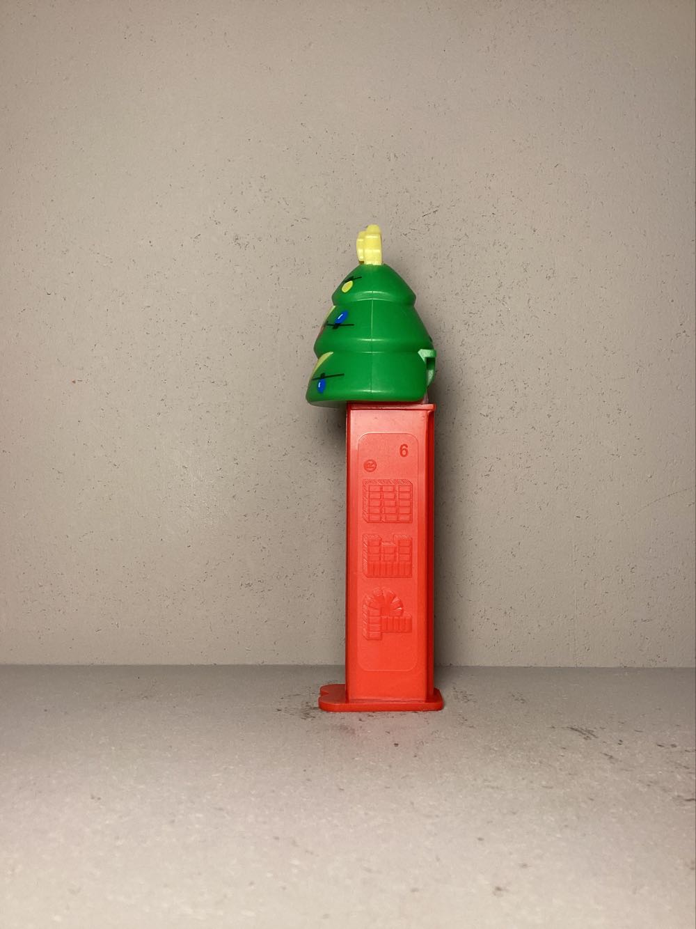 Christmas- Christmas Tree - Holiday pez collectible - Main Image 4