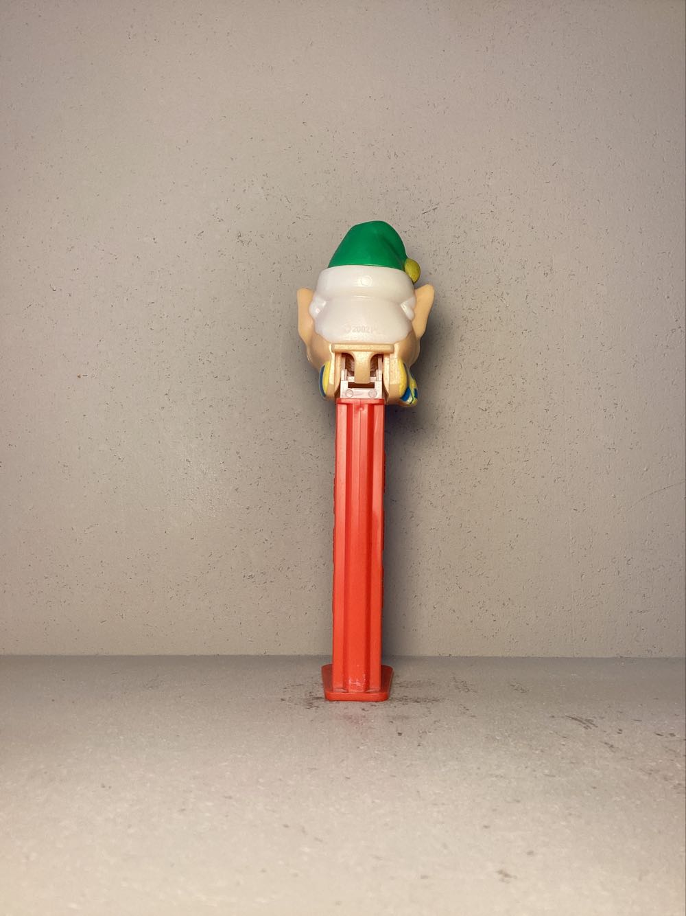Christmas- Elf A - Holiday pez collectible - Main Image 3