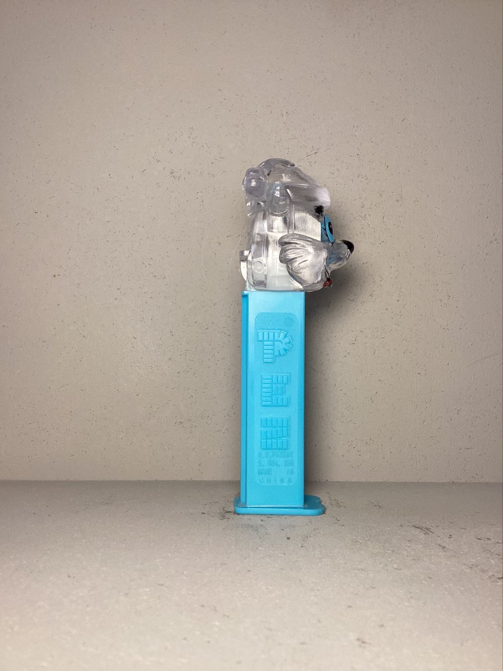 Christmas- Polar Bear A - Holiday pez collectible - Main Image 2