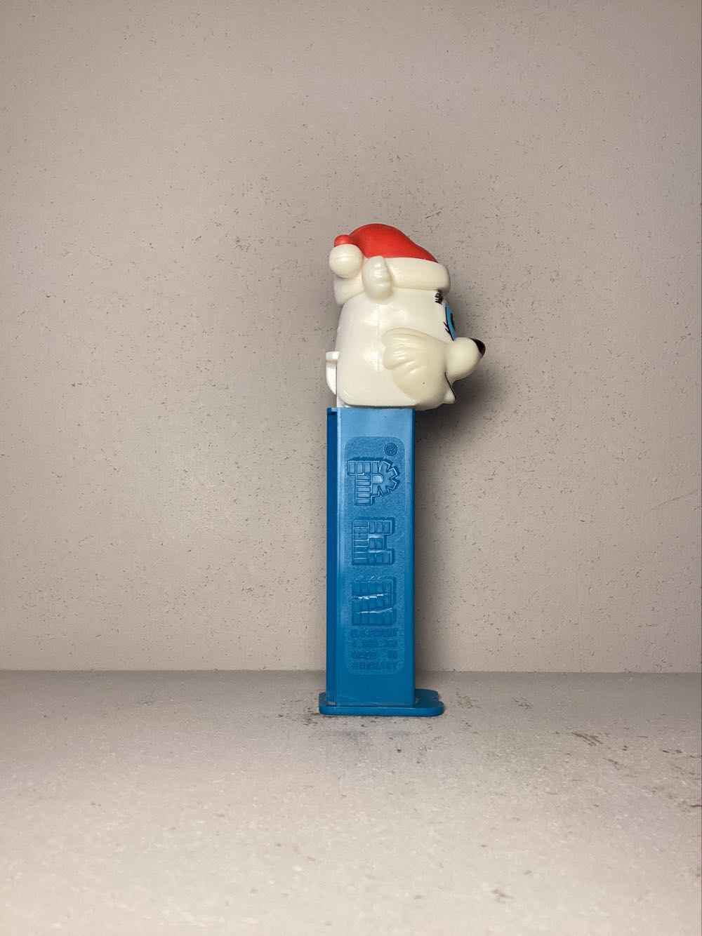 Christmas- Polar Bear A - Holiday pez collectible - Main Image 2