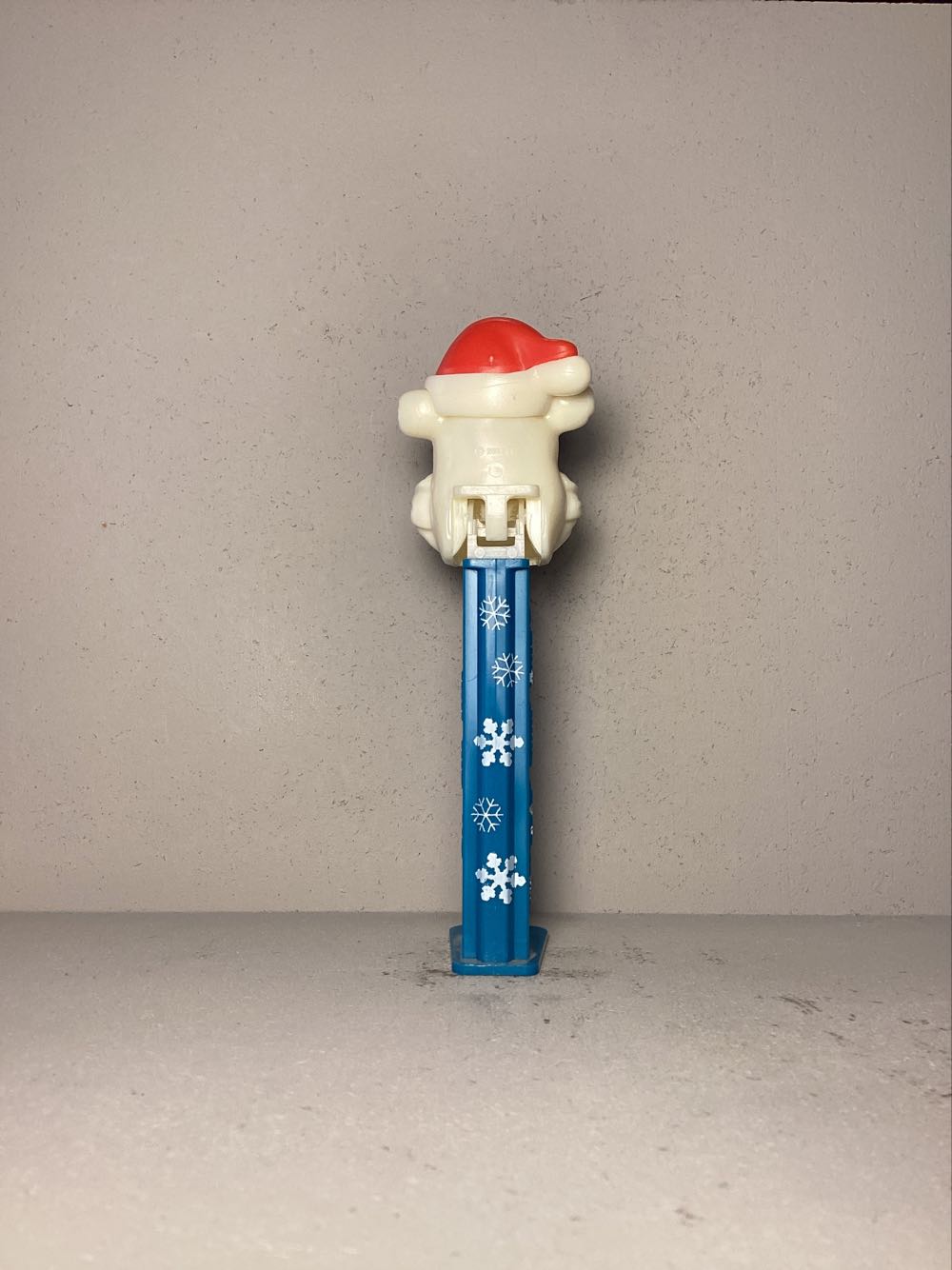 Christmas- Polar Bear A - Holiday pez collectible - Main Image 3