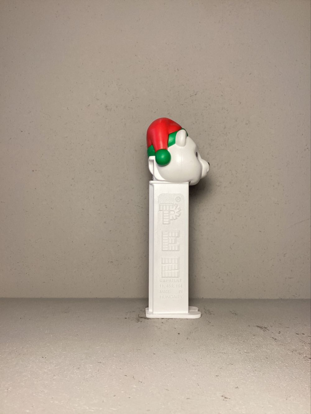 Christmas- Polar Bear C - Holiday pez collectible - Main Image 2