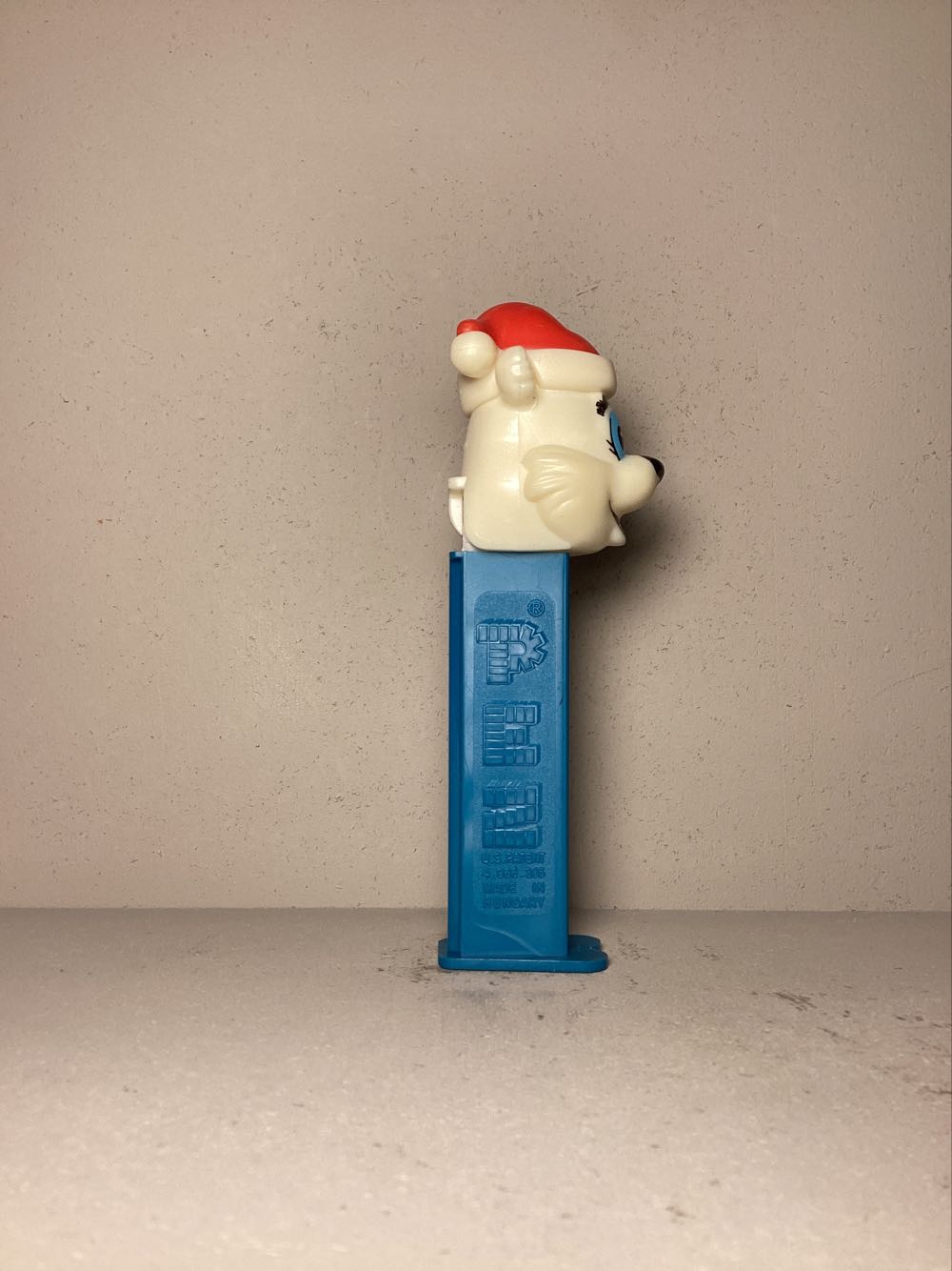 Christmas- Polar Bear A - Holiday pez collectible - Main Image 2