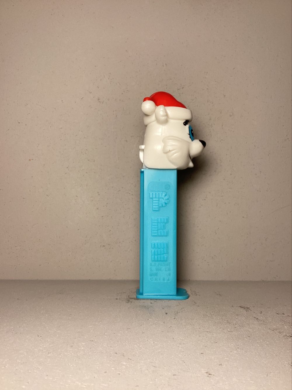 Christmas- Polar Bear A - Holiday pez collectible - Main Image 2