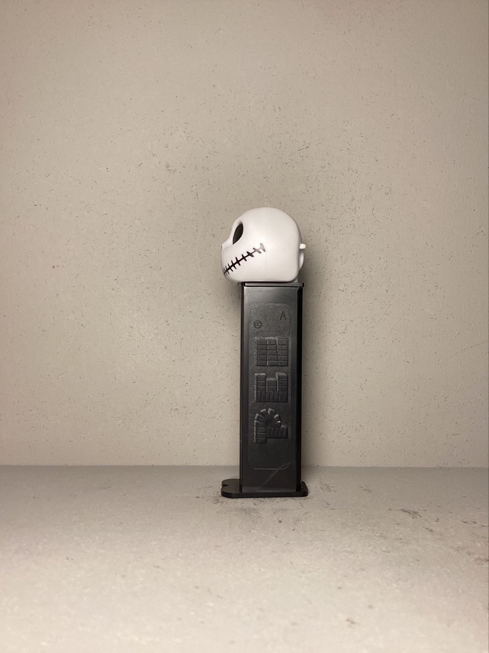 Christmas- Nightmare Before Christmas - Holiday pez collectible - Main Image 4