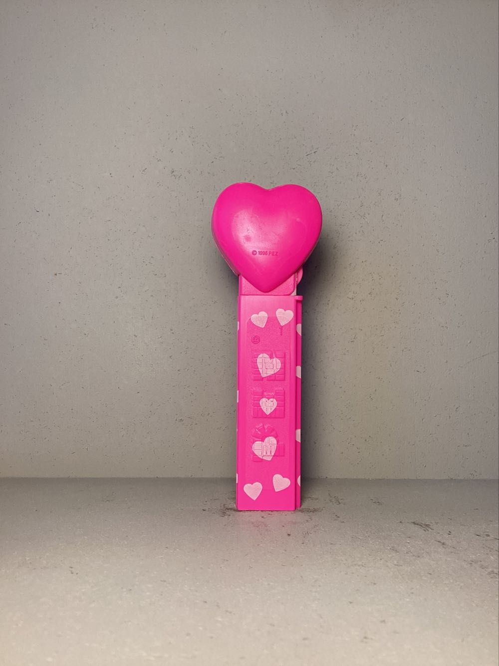 Valentine’s Day- Heart- Sugar Sugar - Holiday pez collectible - Main Image 3