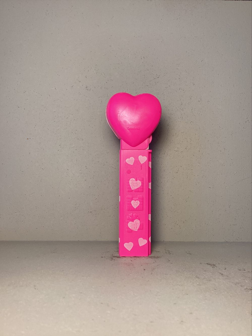 Valentine’s Day- Heart- Sweet - Holiday pez collectible - Main Image 3
