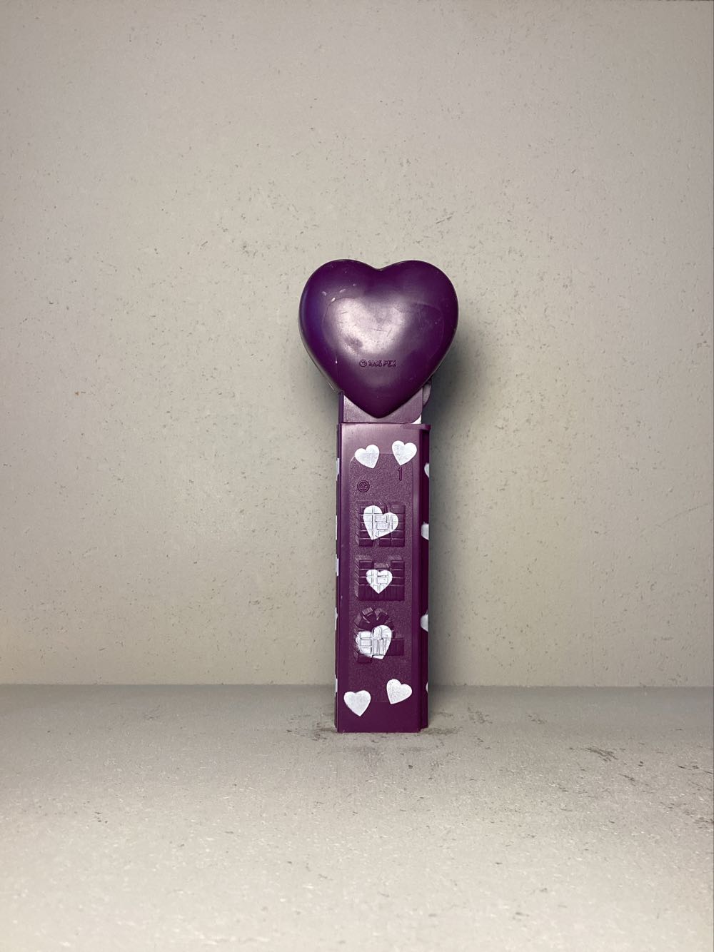 Valentine’s Day- Heart- Smile - Holiday pez collectible - Main Image 3