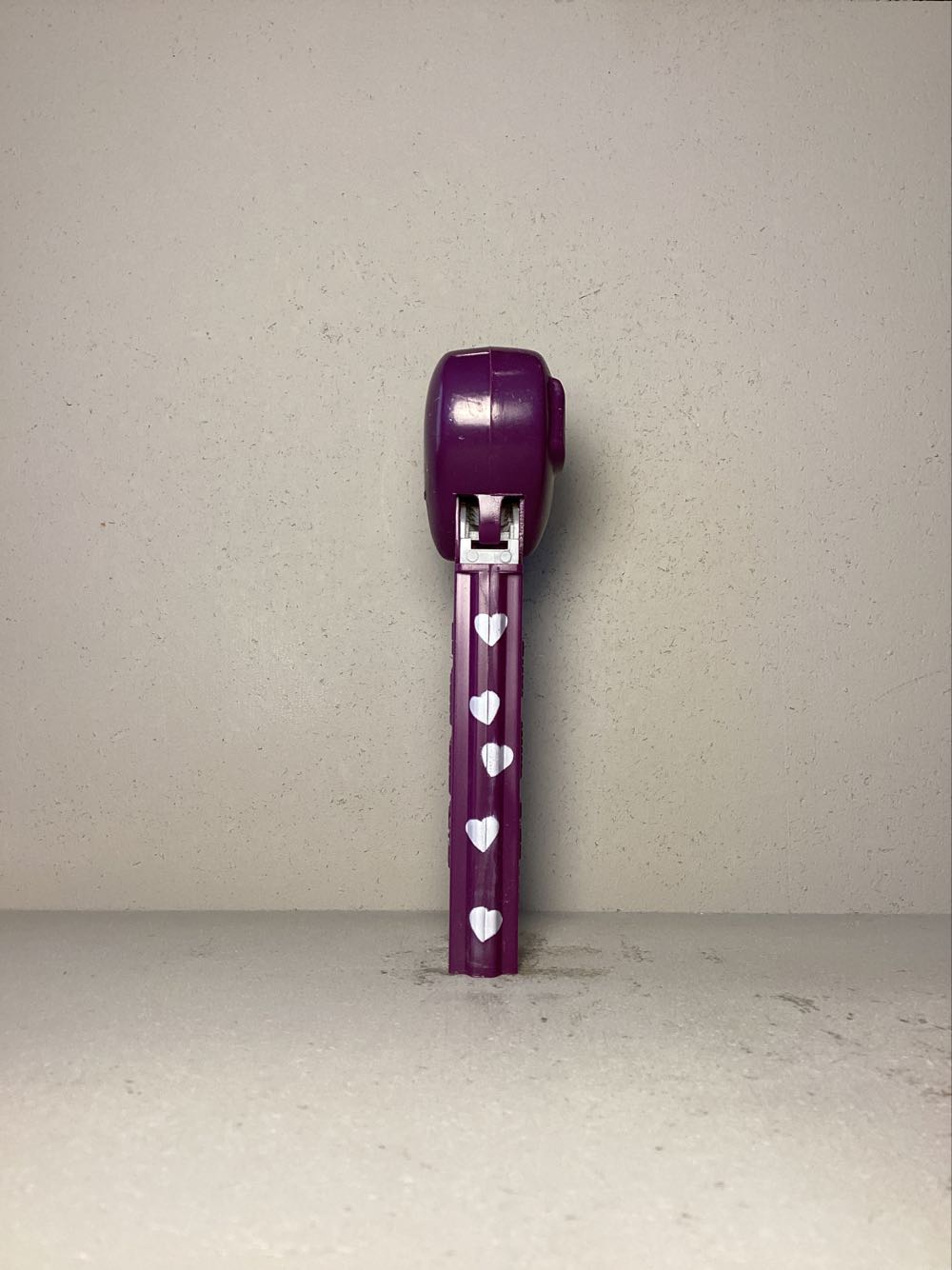 Valentine’s Day- Heart- Sugar Sugar - Holiday pez collectible - Main Image 2