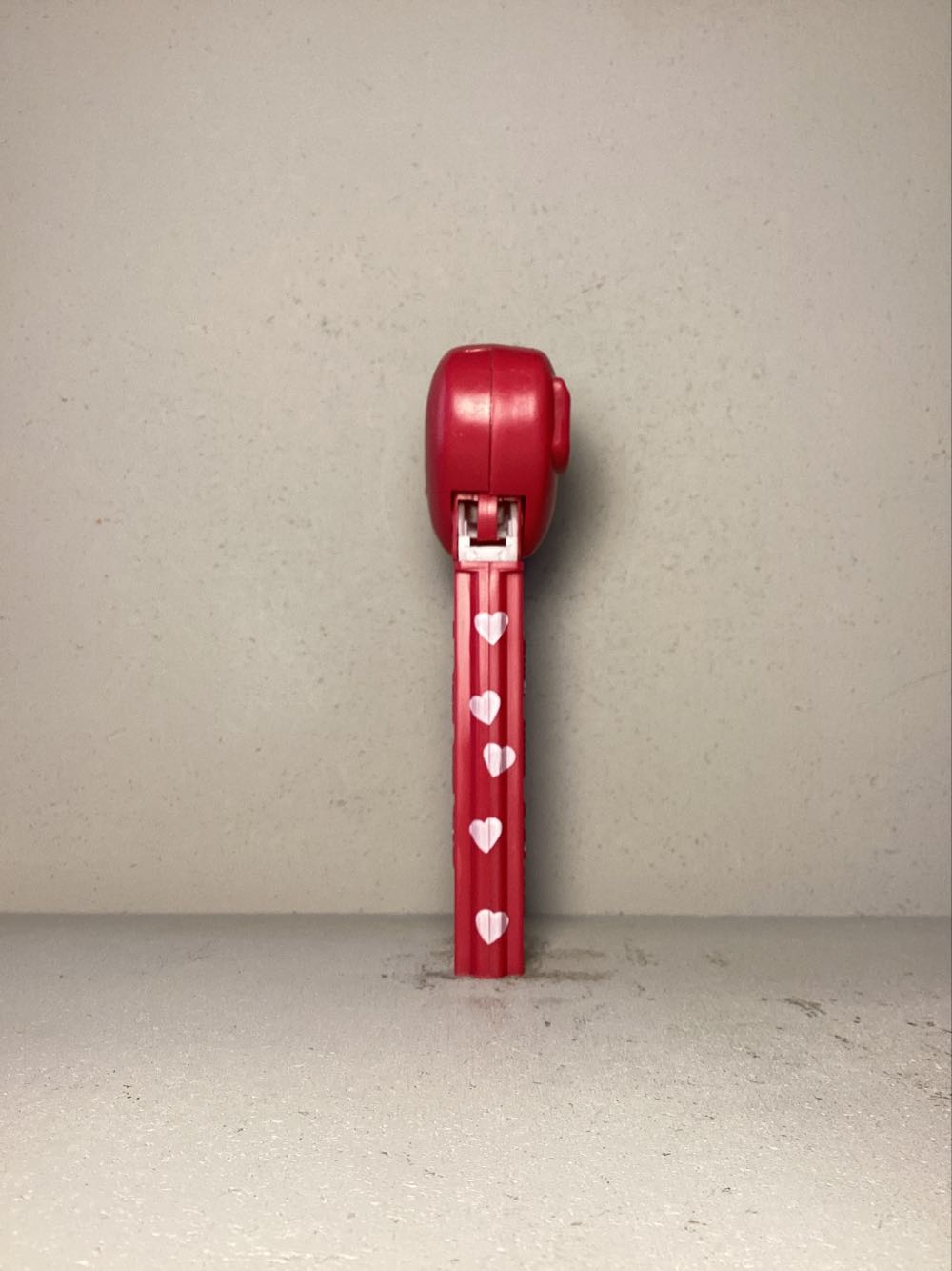 Valentine’s Day- Heart- Best Friends - Holiday pez collectible - Main Image 2