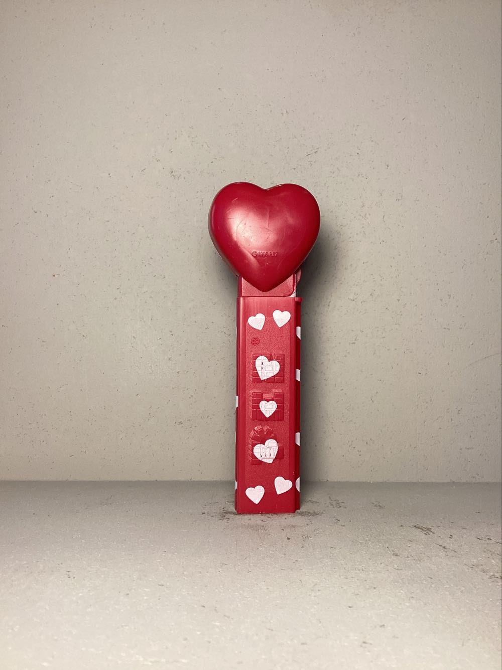 Valentine’s Day- Heart- UR Special - Holiday pez collectible - Main Image 3