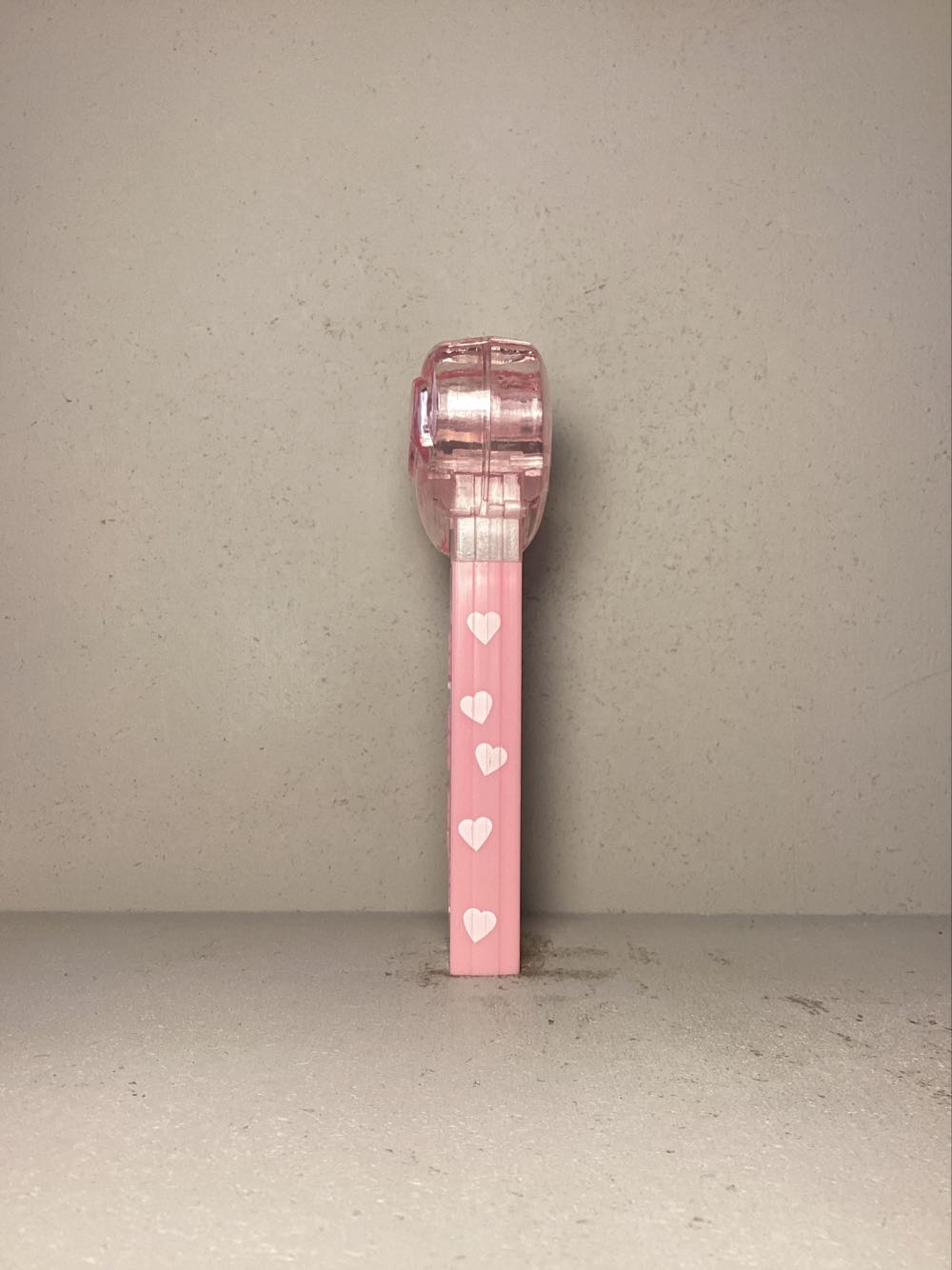 Valentine’s Day- Heart- XOXO - Holiday pez collectible - Main Image 4