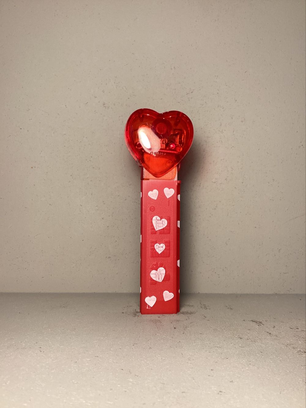 Valentine’s Day- Heart- Best Friends - Holiday pez collectible - Main Image 3