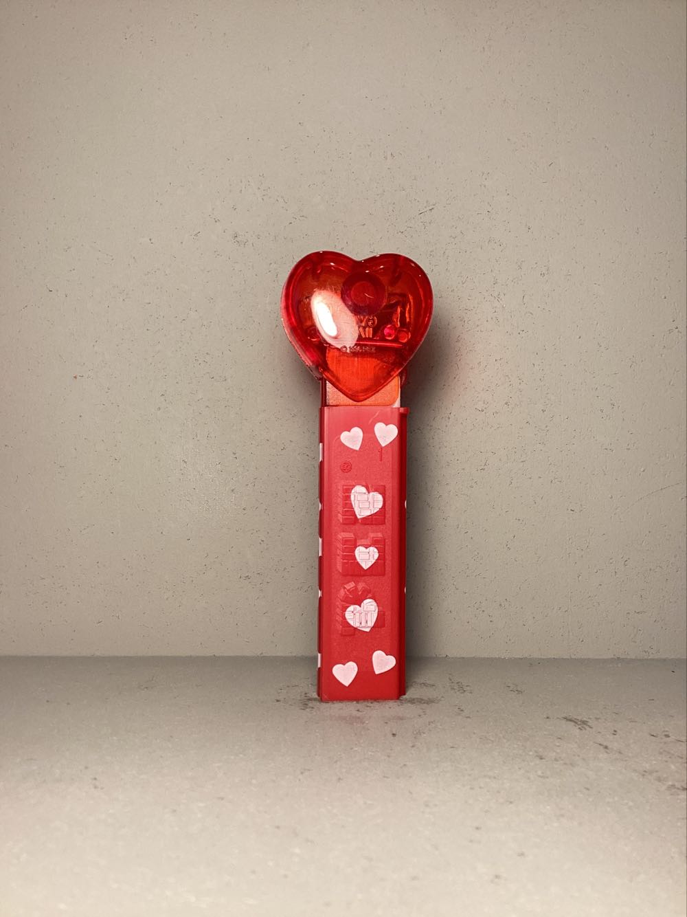 Valentine’s Day- Heart- Dream - Holiday pez collectible - Main Image 3