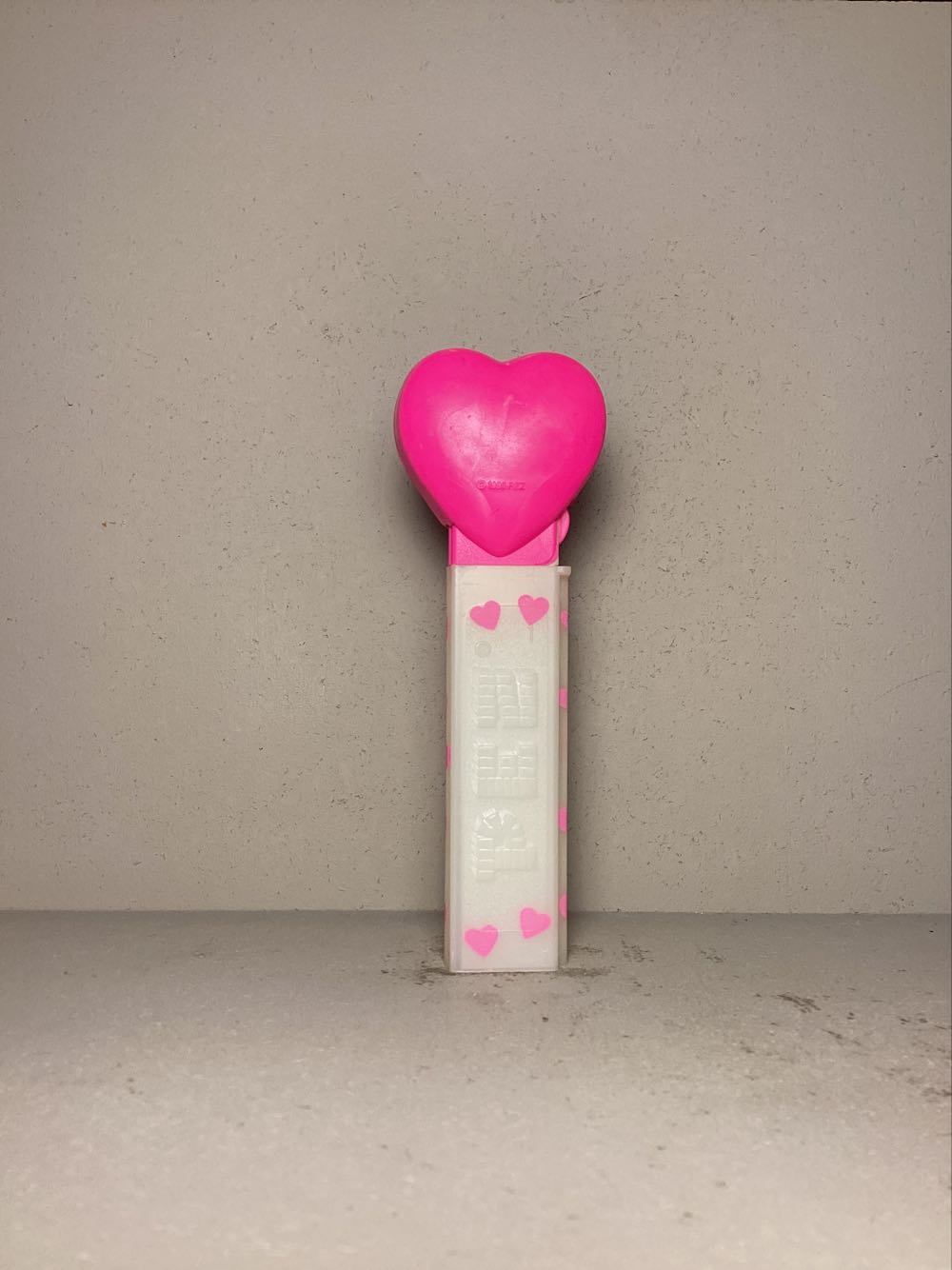 Valentine’s Day- Heart- Sugar Sugar - Holiday pez collectible - Main Image 3