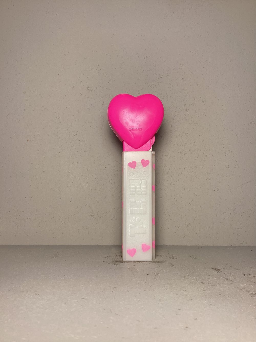 Valentine’s Day- Heart- Sweet - Holiday pez collectible - Main Image 3