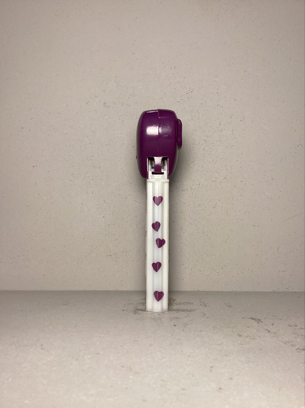 Valentine’s Day- Heart- Dream - Holiday pez collectible - Main Image 2
