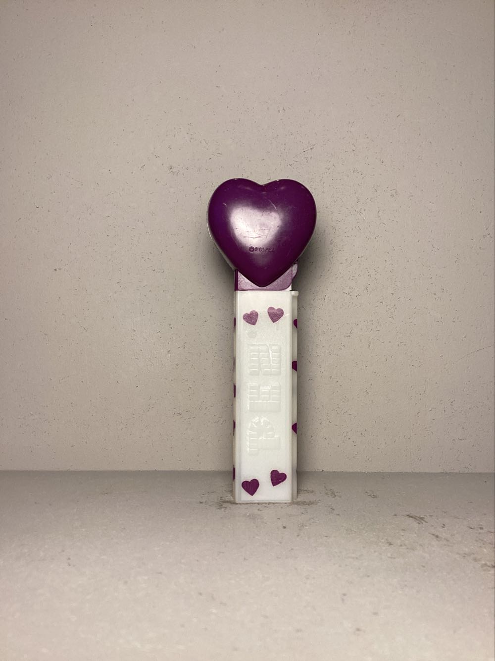 Valentine’s Day- Heart- Dream - Holiday pez collectible - Main Image 3
