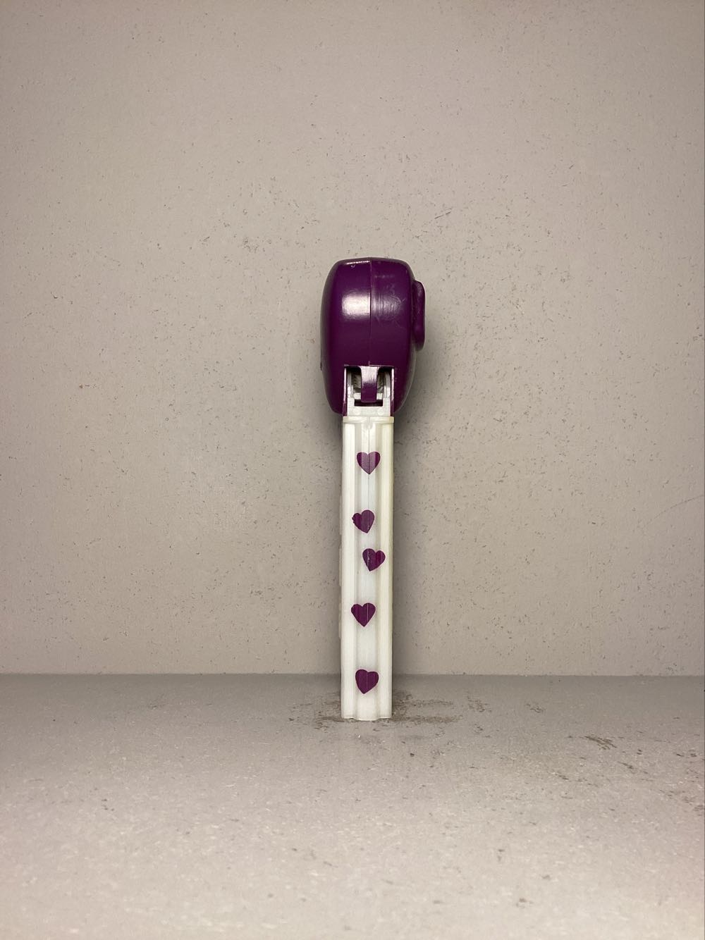 Valentine’s Day- Heart- Smile - Holiday pez collectible - Main Image 2