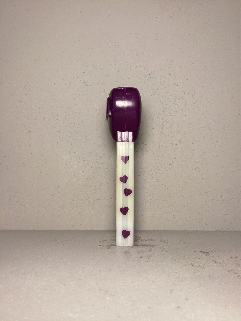 Valentine’s Day- Heart- Smile - Holiday pez collectible - Main Image 4