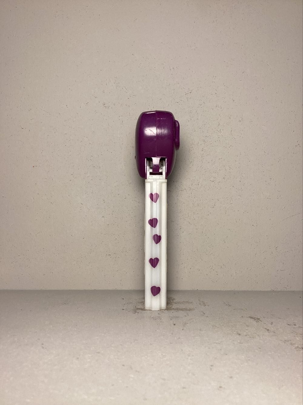 Valentine’s Day- Heart- UR Special - Holiday pez collectible - Main Image 2