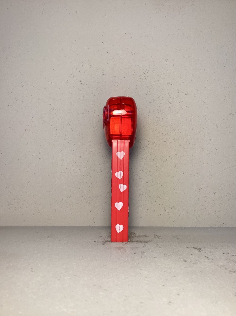 Valentine’s Day- Heart- XOXO - Holiday pez collectible - Main Image 4