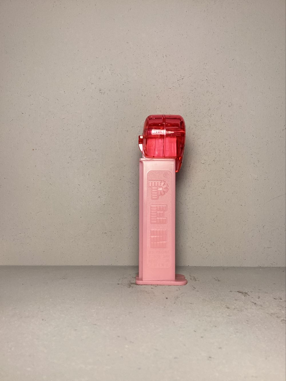 Valentine’s Day - Silly Crystal Heart - VALENTINES DAY pez collectible - Main Image 2