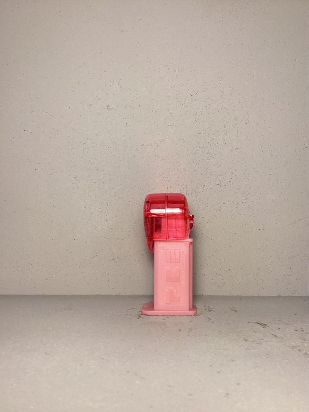 Valentine’s Day- Silly Crystal Heart - Holiday pez collectible - Main Image 4