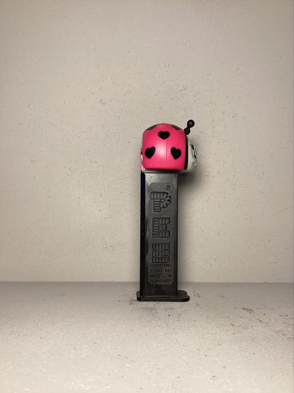 Valentine’s Day- Ladybug - Holiday pez collectible - Main Image 2