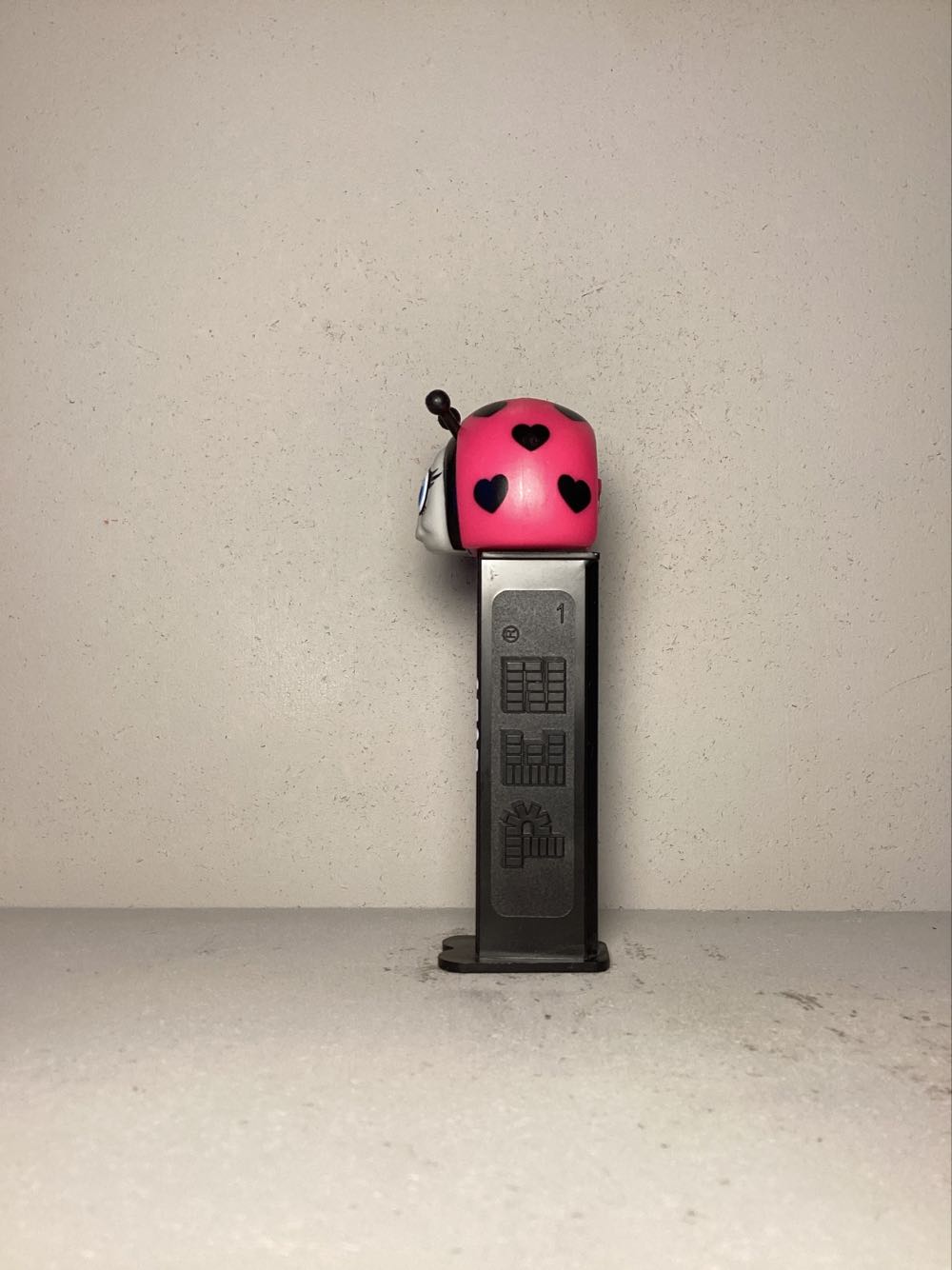 Valentine’s Day- Ladybug - Holiday pez collectible - Main Image 4