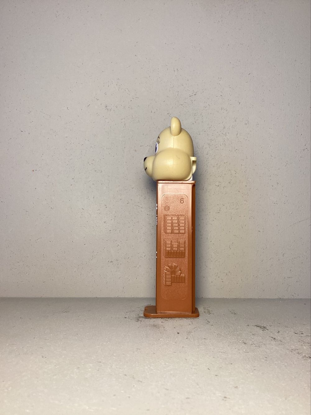 Miscellaneous- Mother’s Day- Bear - Miscellaneous pez collectible - Main Image 4