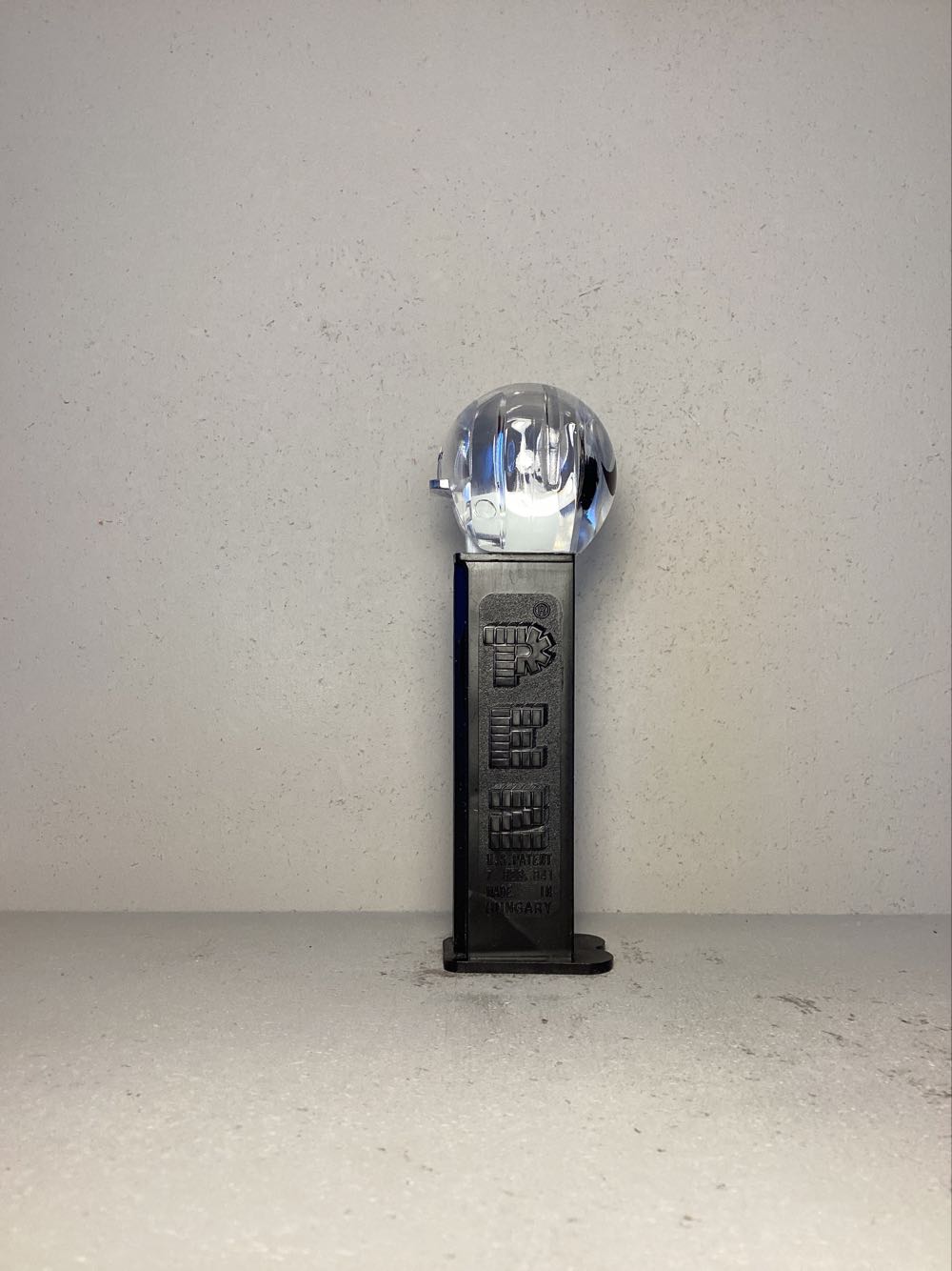 Emoji - Father’s Day Ball Crystal - Miscellaneous pez collectible - Main Image 2