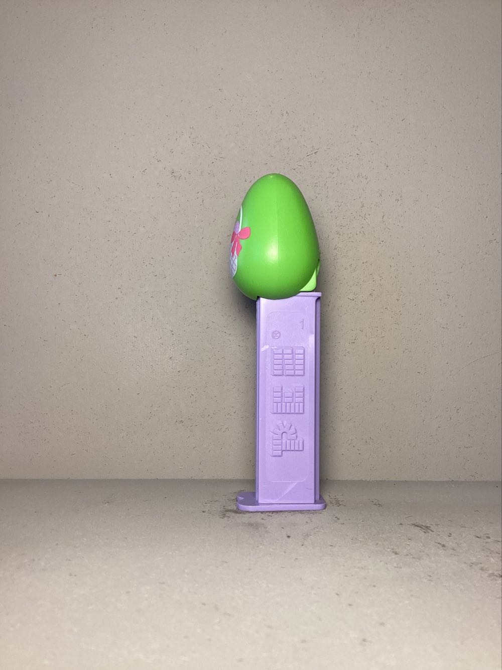 Easter- Easter Egg - Holiday pez collectible - Main Image 4