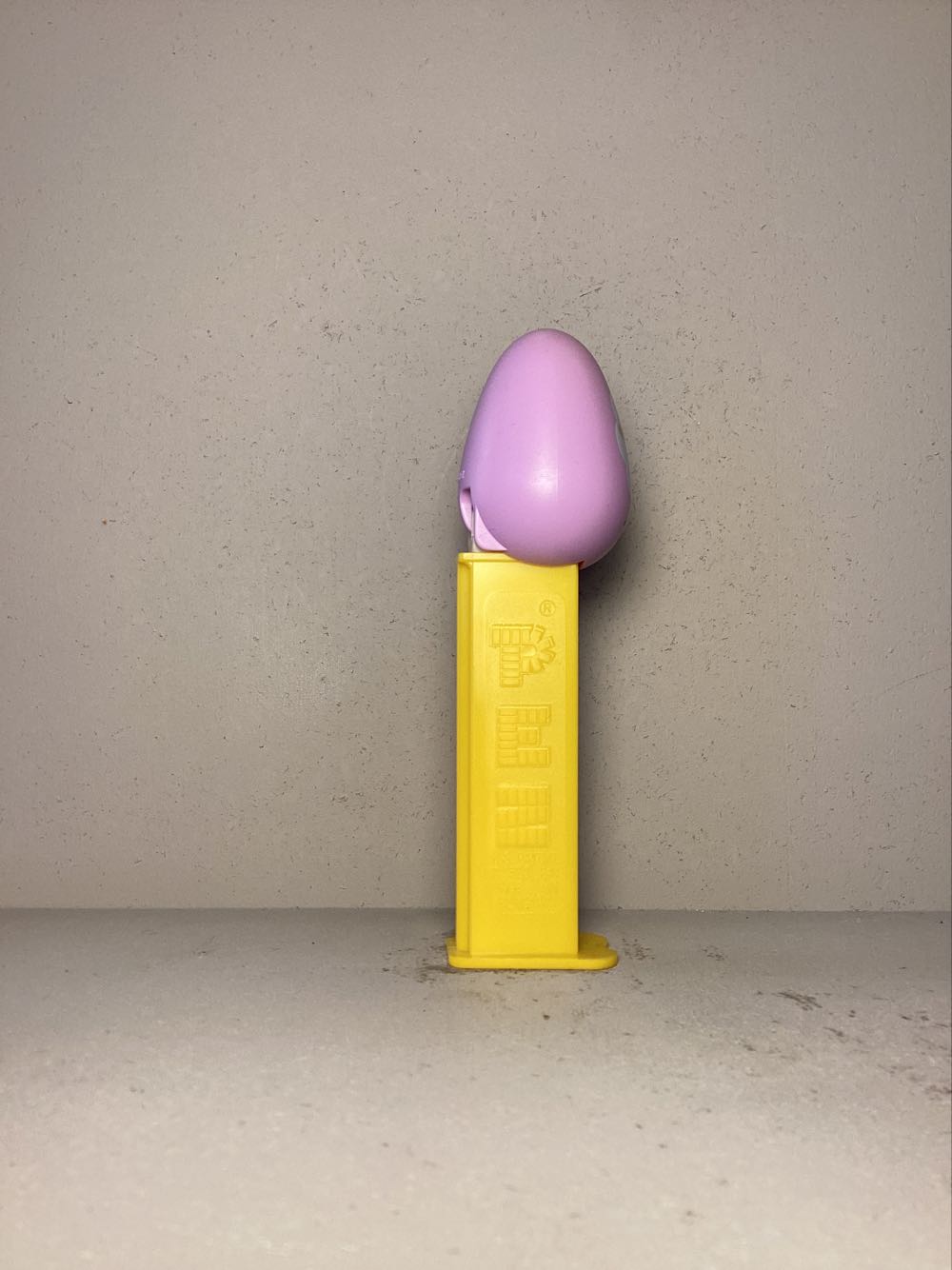 Easter- Easter Egg - Holiday pez collectible - Main Image 2