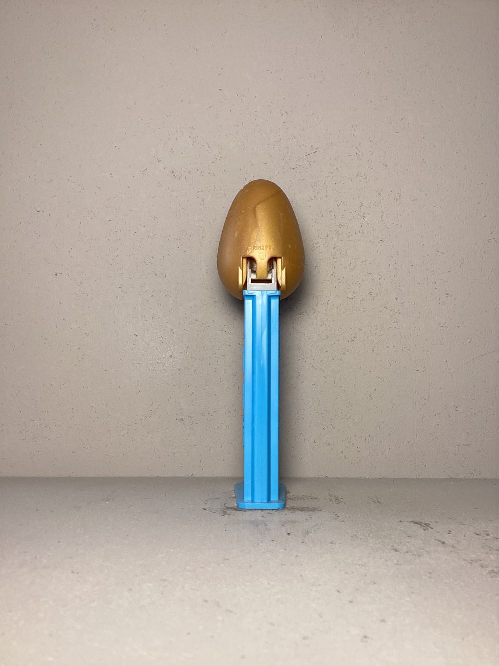 Easter- Easter Egg - Holiday pez collectible - Main Image 3