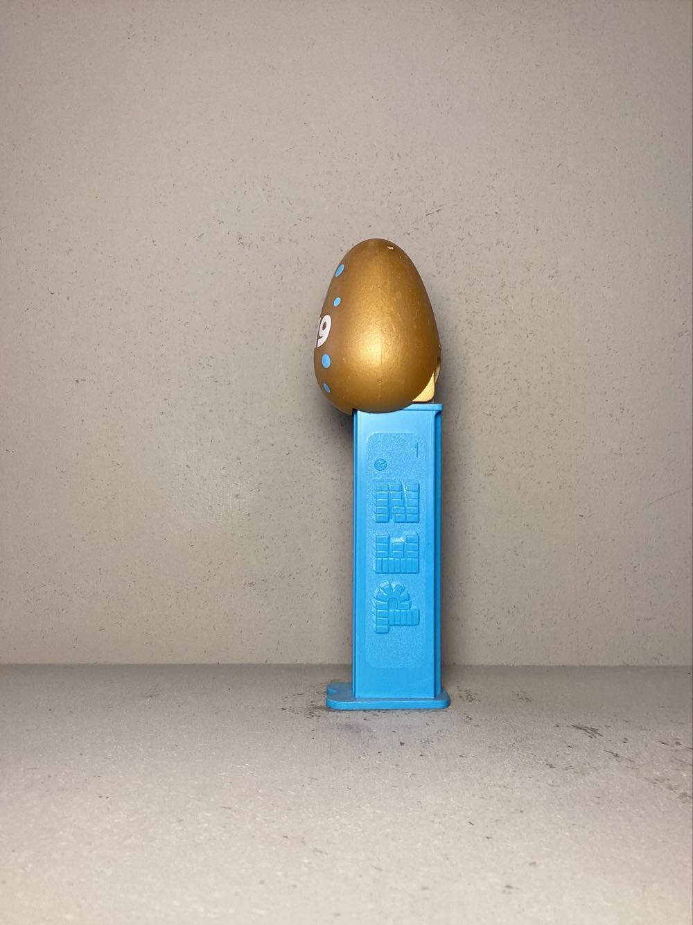 Easter- Easter Egg - Holiday pez collectible - Main Image 4