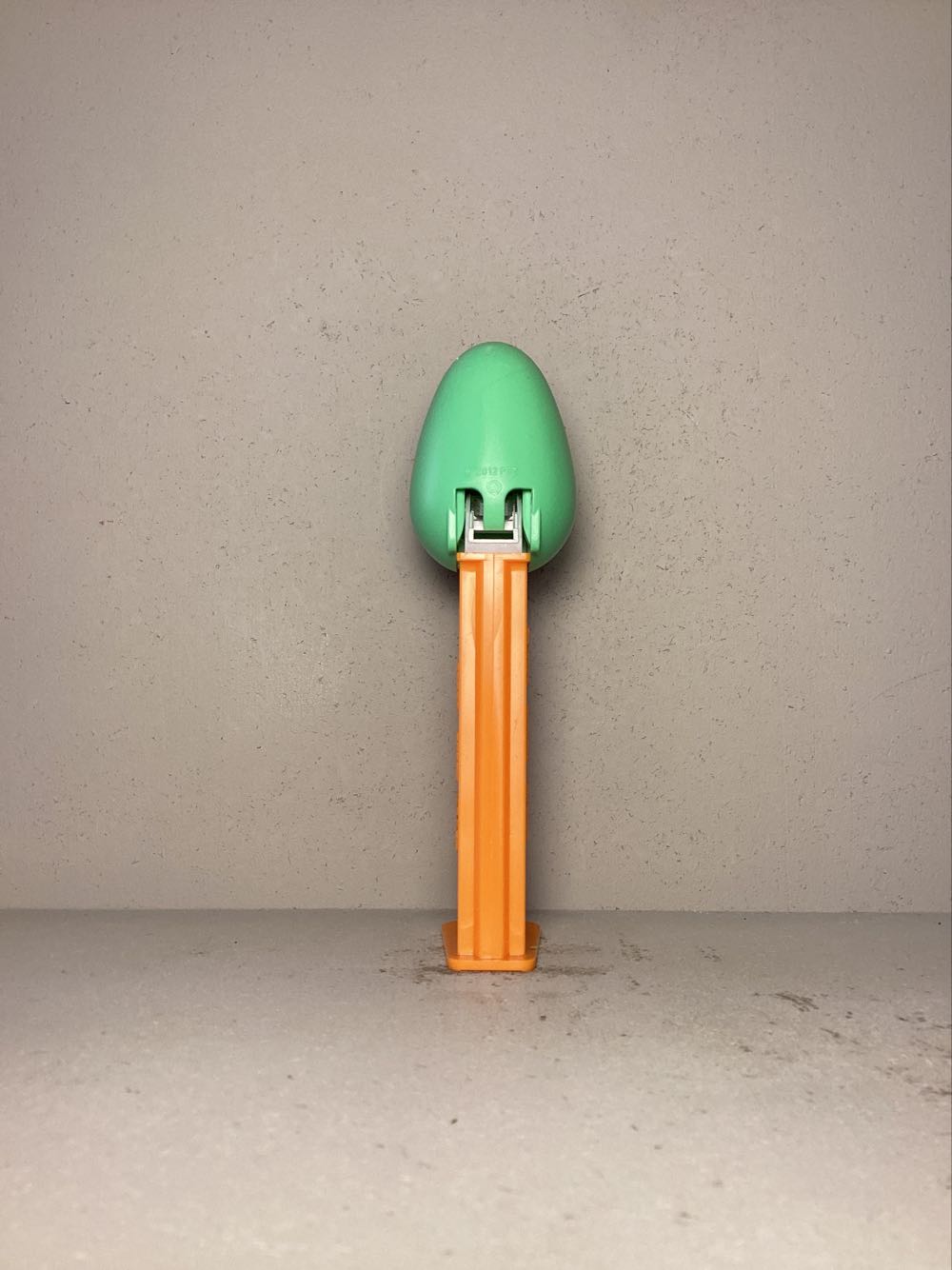 Easter- Easter Egg - Holiday pez collectible - Main Image 3