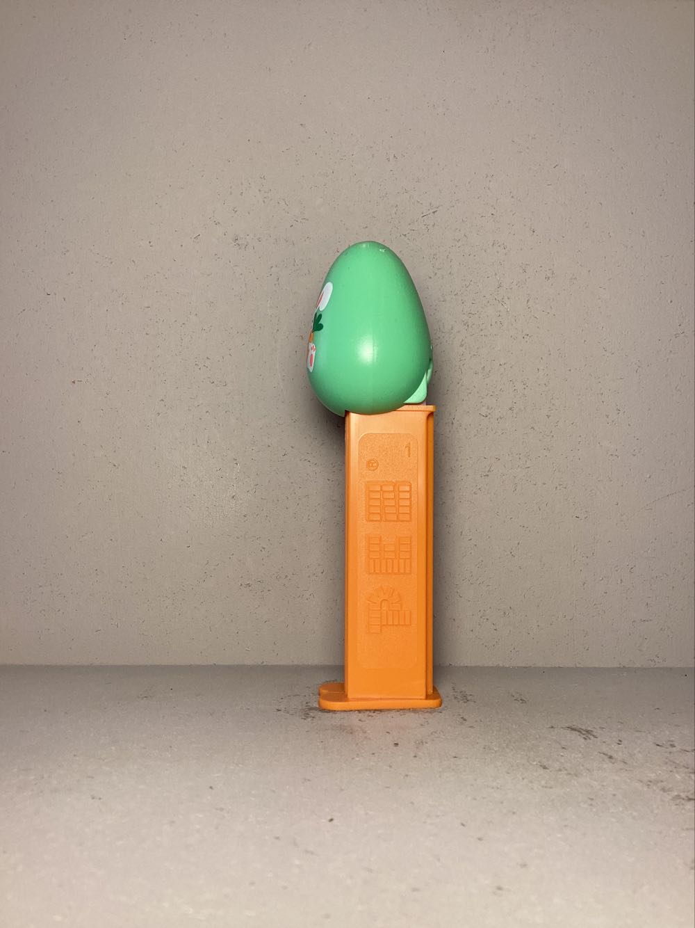 Easter- Easter Egg - Holiday pez collectible - Main Image 4