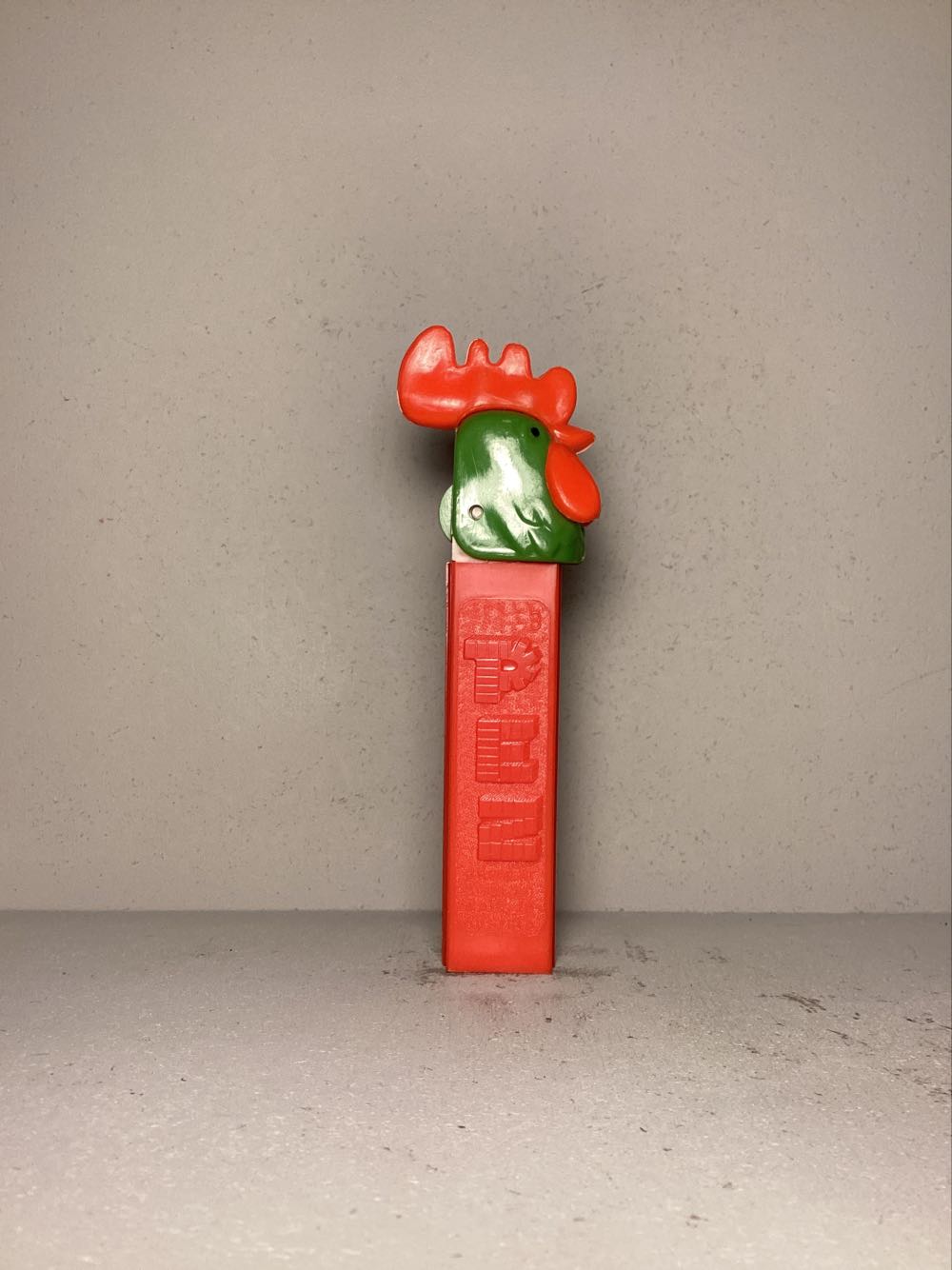 Easter- Rooster - Holiday pez collectible - Main Image 2