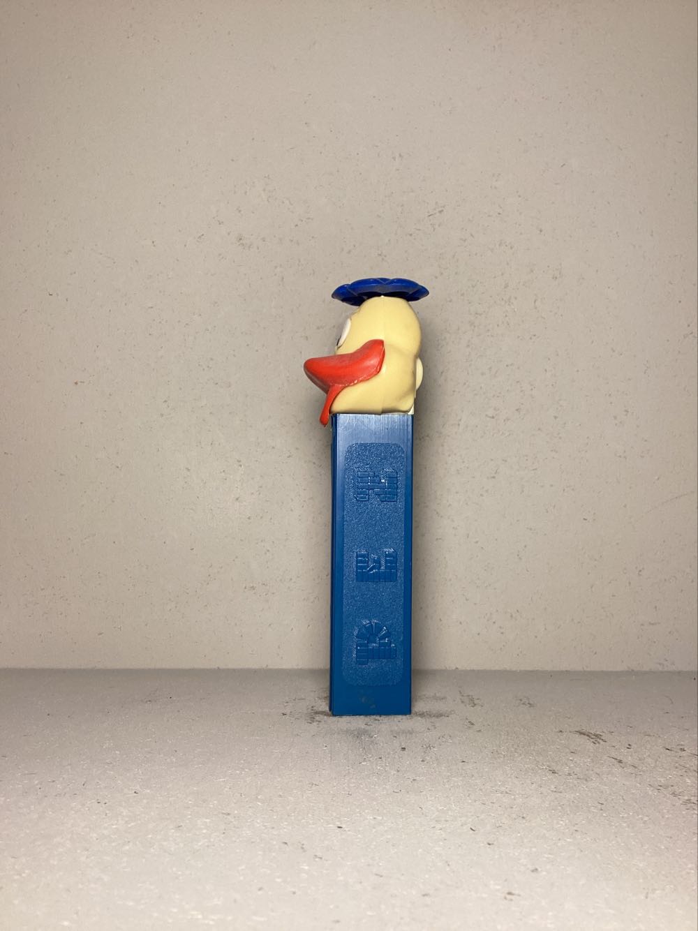 Easter- Duck with Flower - Holiday pez collectible - Main Image 4
