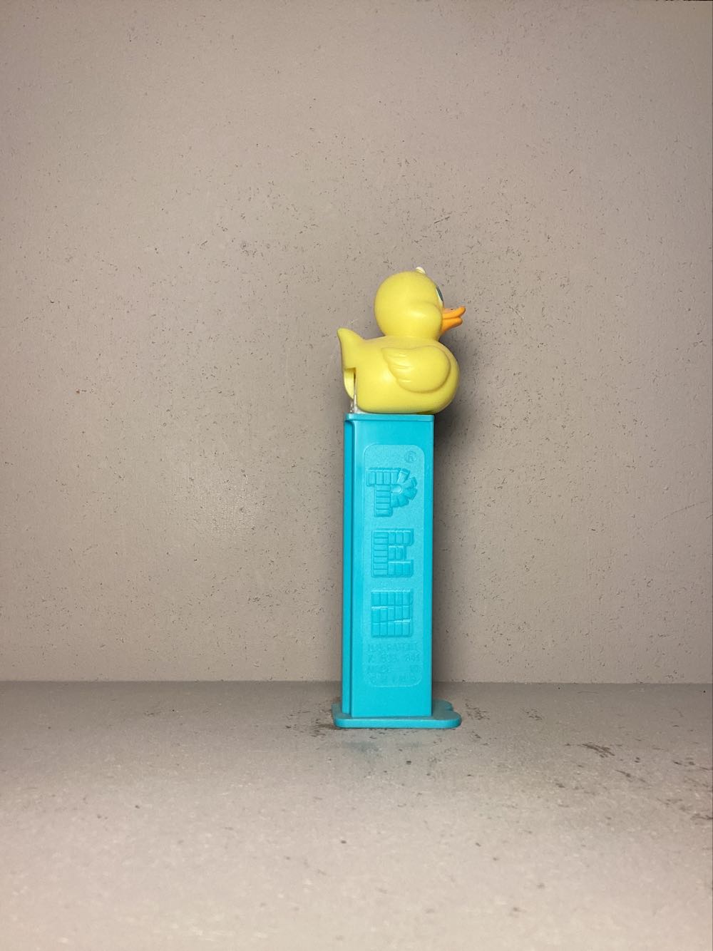 Easter- Hippity Hoppities Duck A - Holiday pez collectible - Main Image 2