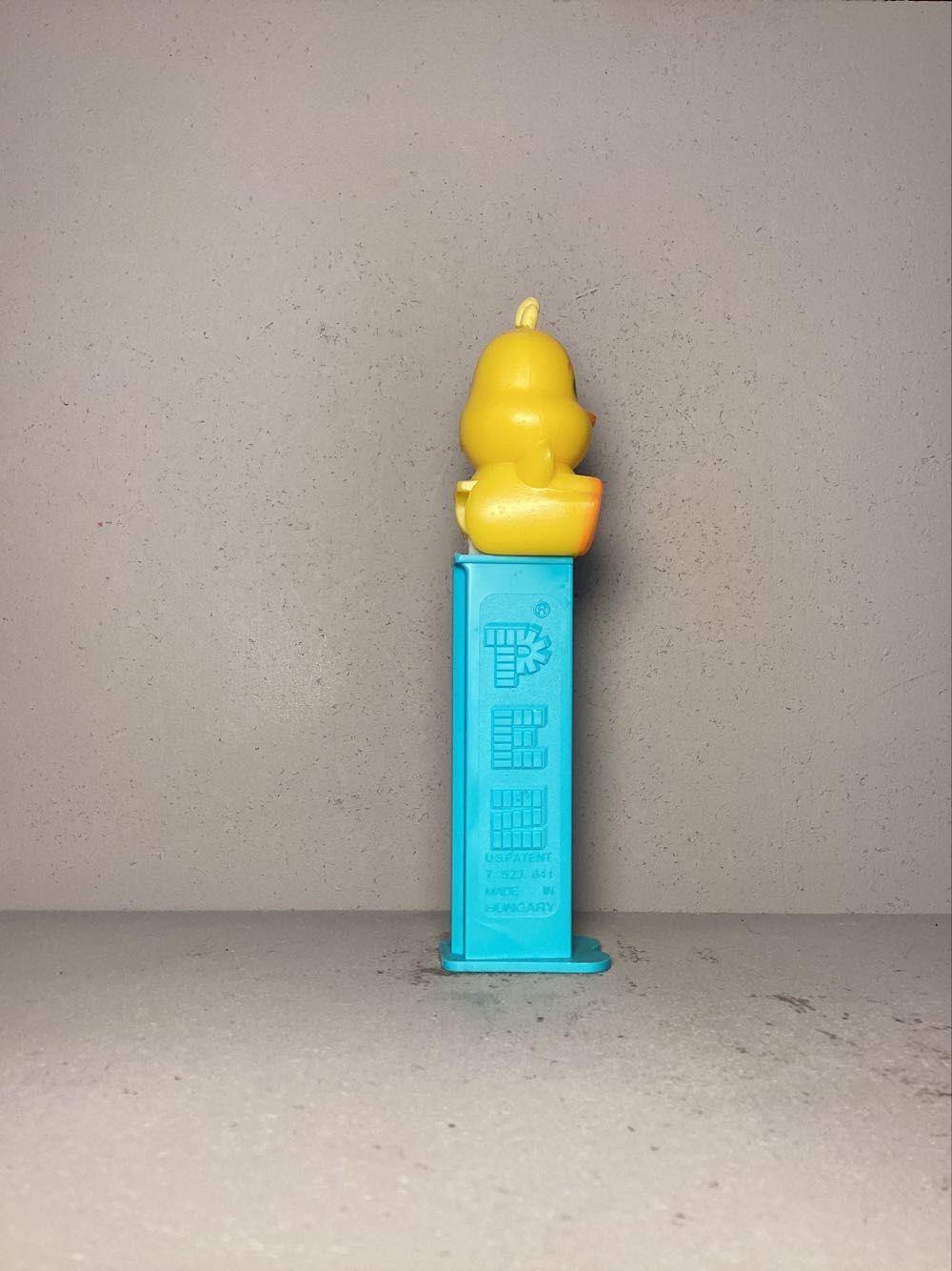 Easter -  Duck B  Full Body - Holiday pez collectible - Main Image 2